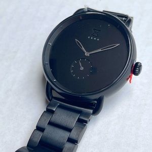 ZERO Black watch, seiko MvMnt, scratch resistant sapphire glass, water resistant